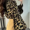 Chemise leopard chic Femme
