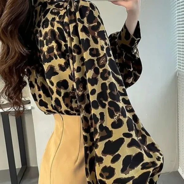 Chemise leopard chic Femme