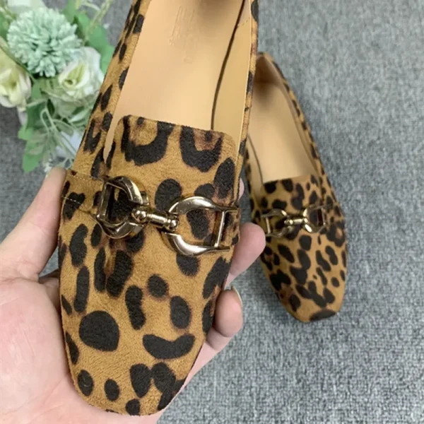 Mocassin léopard stylé