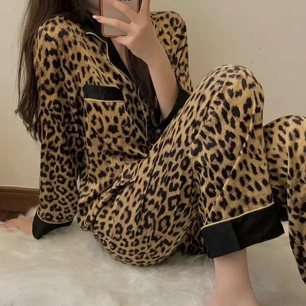 Pyjama sexy léopard femme