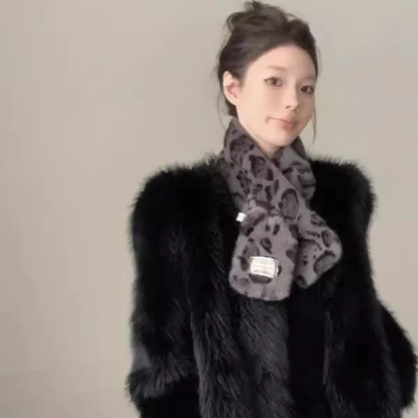 Écharpe léopard femme hiver | Accessoire chaud et stylé