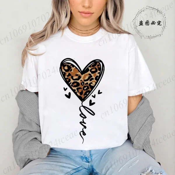 T shirt coeur leopard stylé