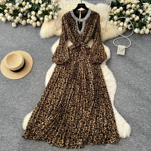 robe leopard femme elegante