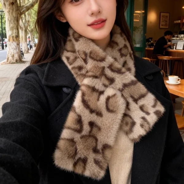 Écharpe léopard femme hiver | Accessoire chaud et stylé