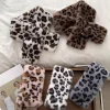 Écharpe léopard femme hiver | Accessoire chaud et stylé