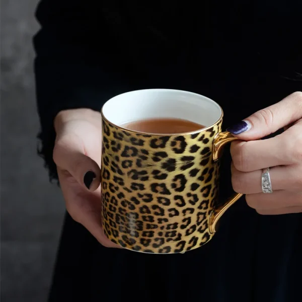 mug leopard design