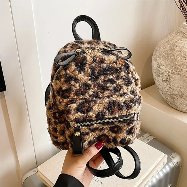 Sac à dos léopard femme – modèle doux et polyvalent