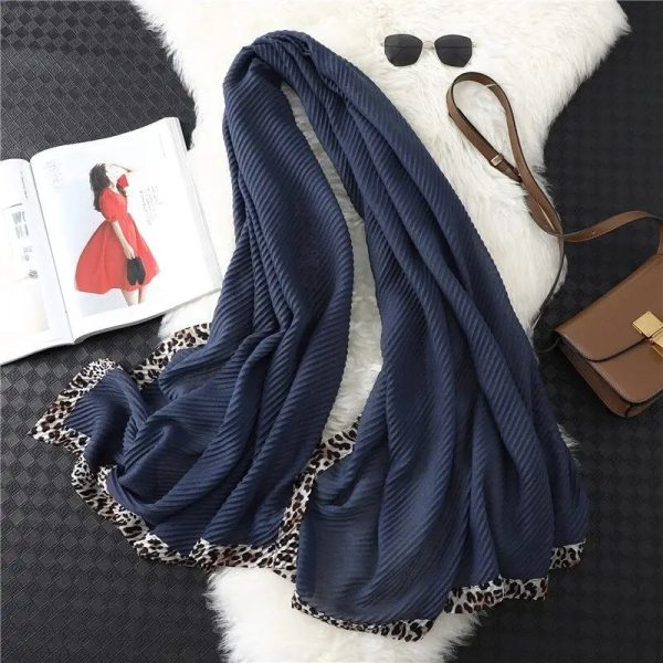 Écharpe Léopard Tendance Bleue Marine