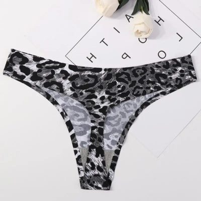 String glamour léopard gris