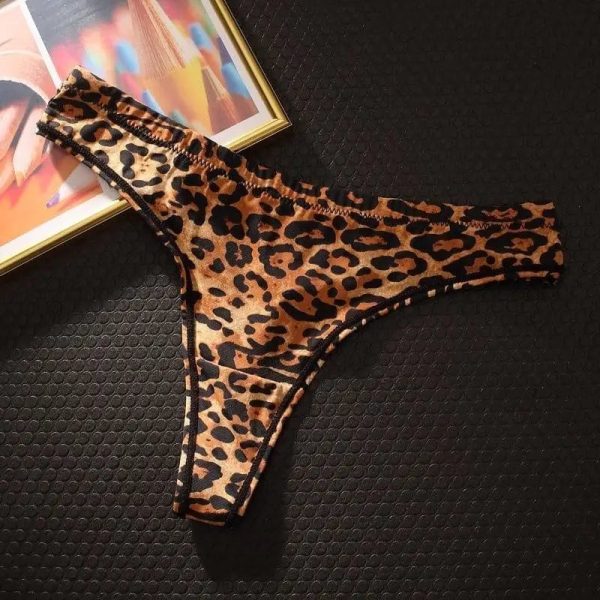 String Léopard Femme