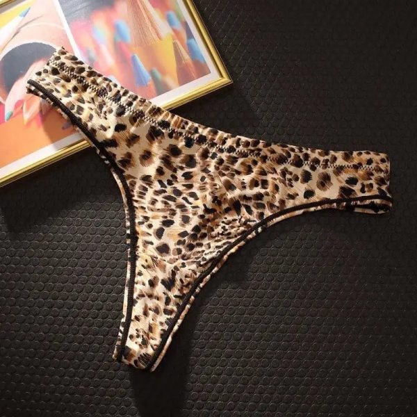 String Léopard Femme motif 4