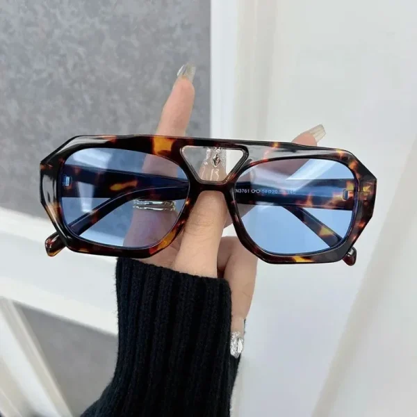 Lunette de Soleil Léopard  – Monture Carrée